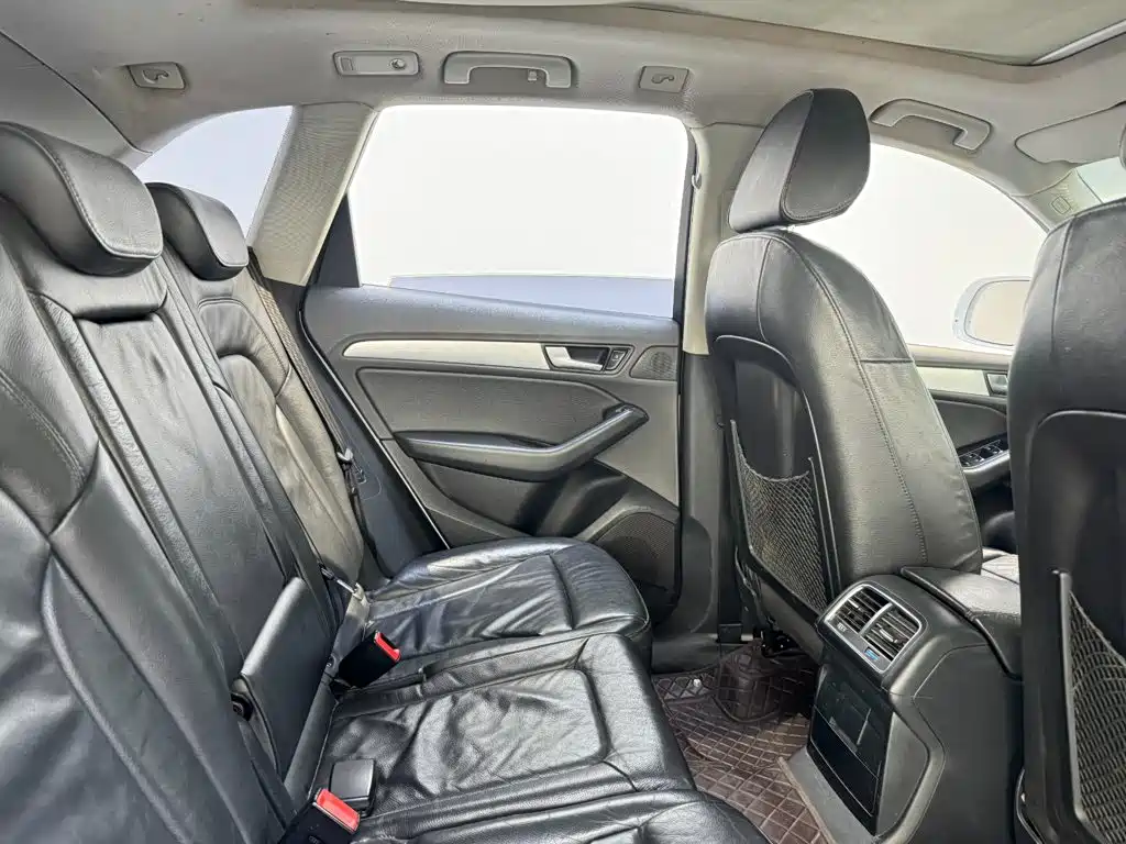 Audi Q5 — миниатюра 8