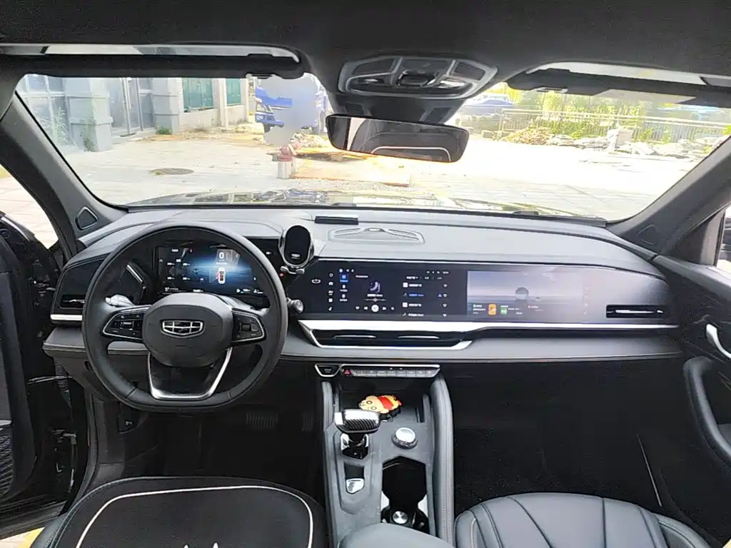 Geely Xingyue L — миниатюра 10