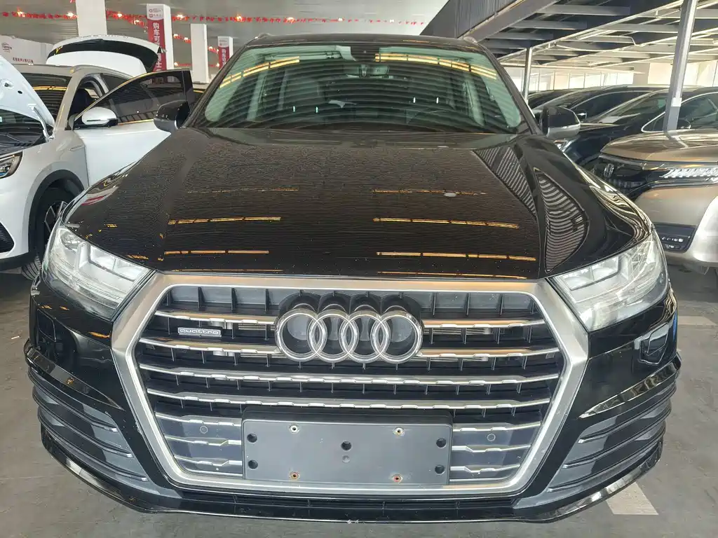 Audi Q7 2018 40 TFSI Comfort