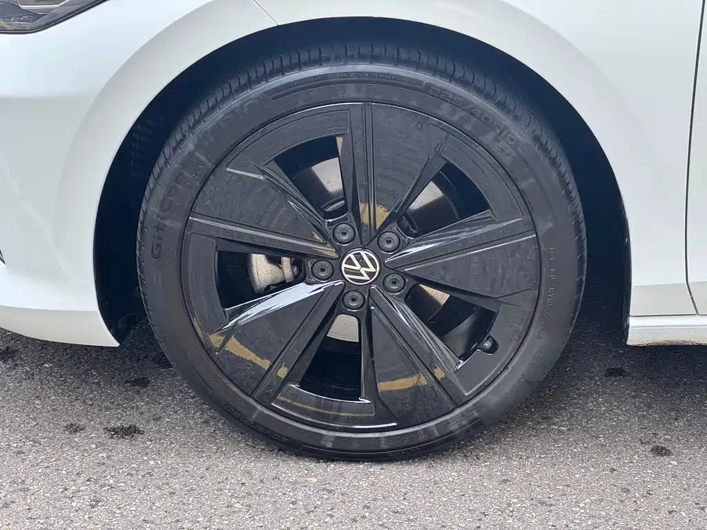 Volkswagen Lamando 2026 L GTS 380TSI