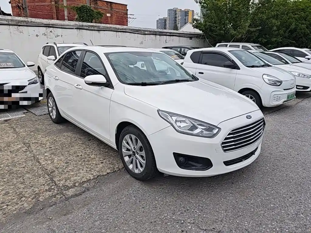 Ford Escort — миниатюра 4