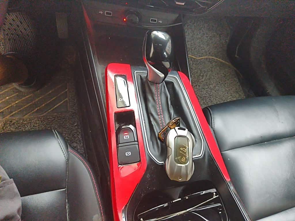 MG MG5 1.5 л 2021 г. желто-оранжевый, пробег 36900 км
