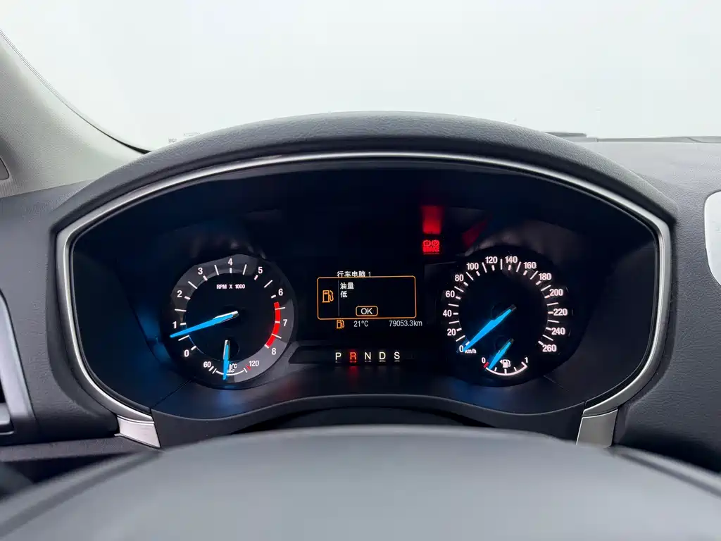 Ford Mondeo — миниатюра 15