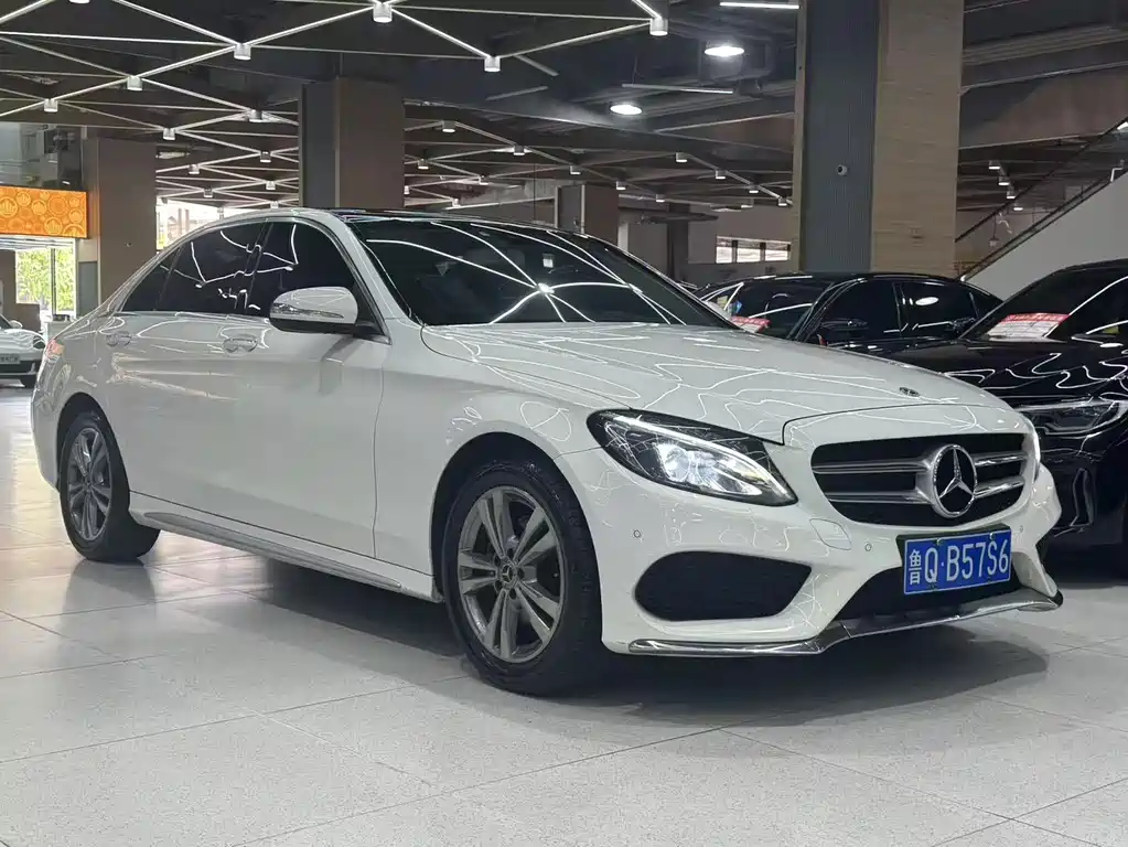 Mercedes-Benz C-Class — миниатюра 3