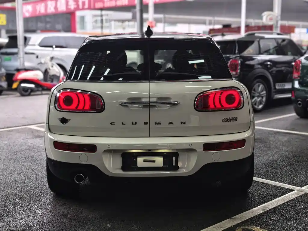 MINI Mini Clubman — миниатюра 10