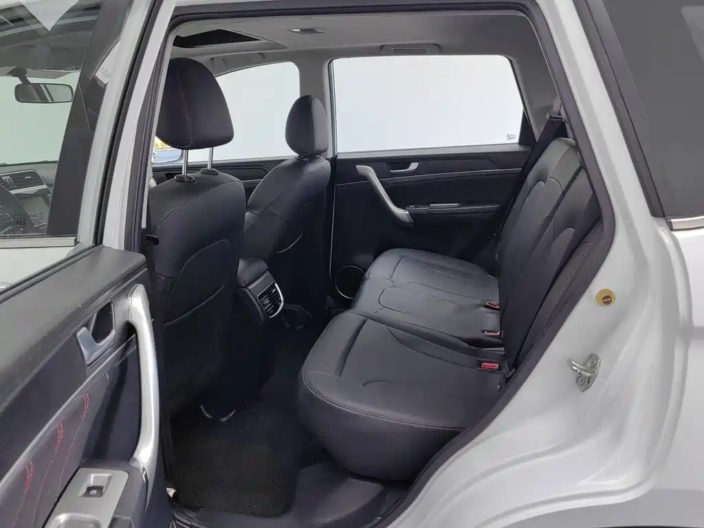 Haval M6 — миниатюра 15