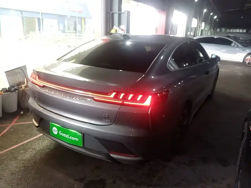 BYD Han — миниатюра 7