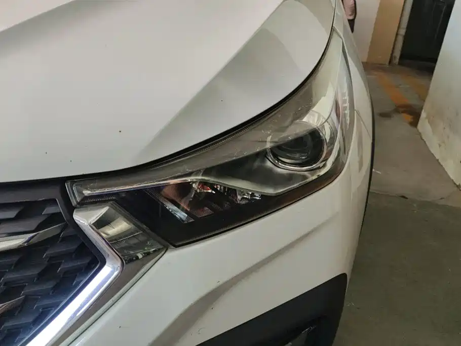 Baojun 310W — миниатюра 5
