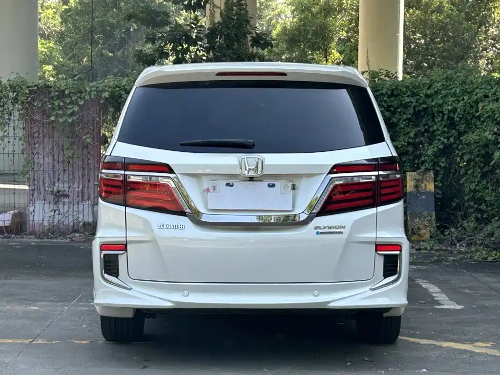 Honda Elysion — миниатюра 5
