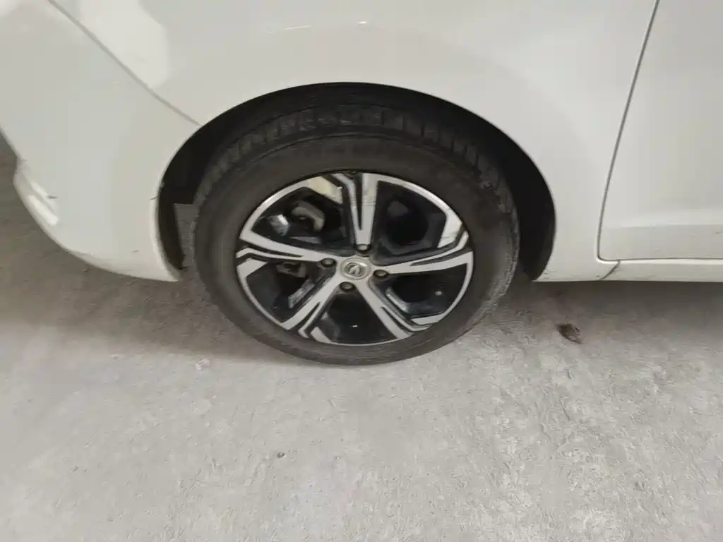 Changan Benben E-Star — миниатюра 23