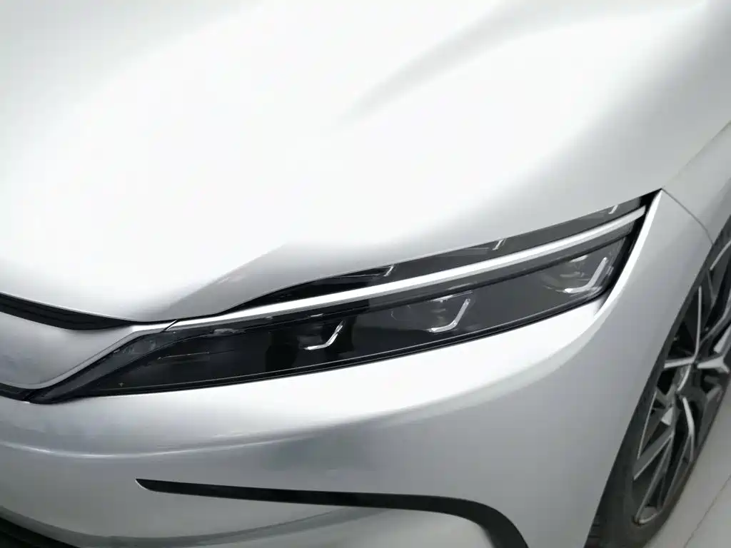 BYD Han — миниатюра 7