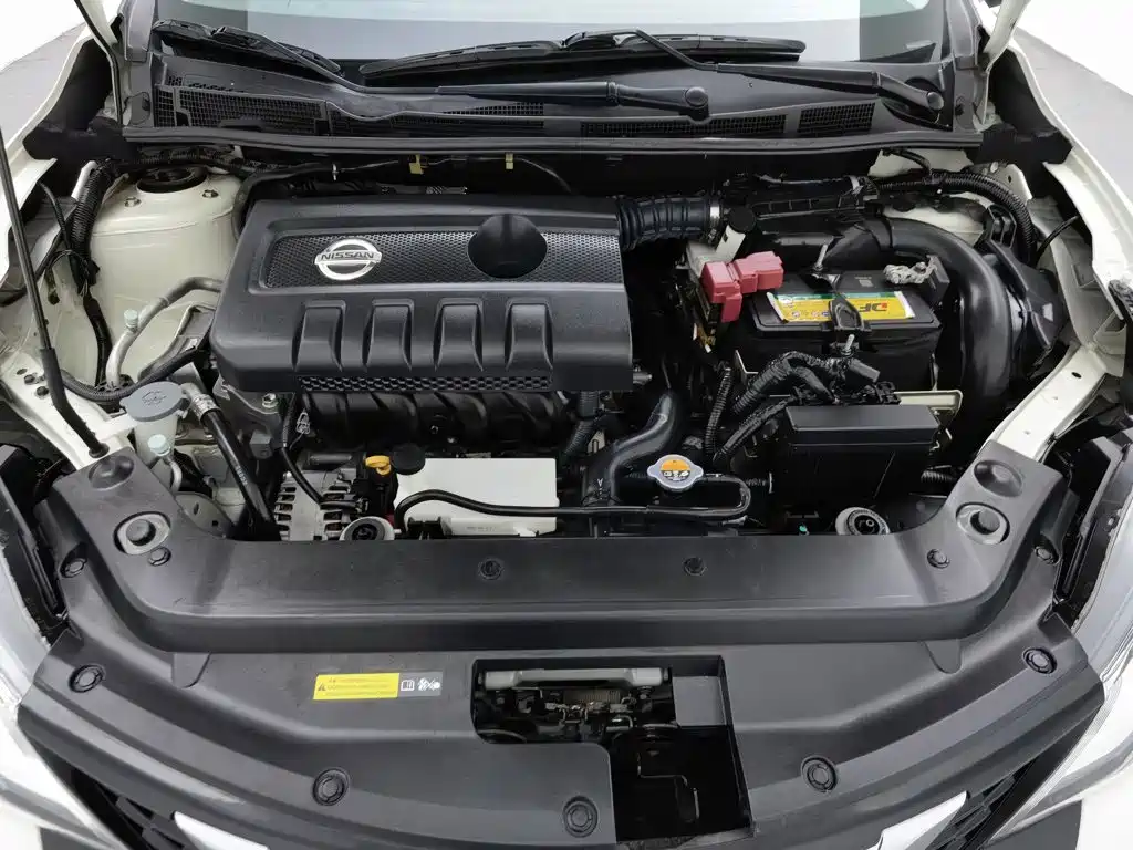 Nissan Tiida — миниатюра 6