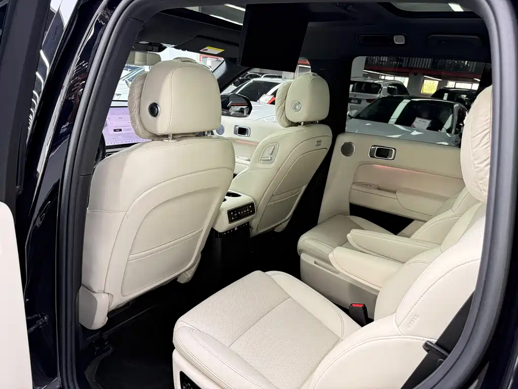 Li Auto Li L8 — миниатюра 11
