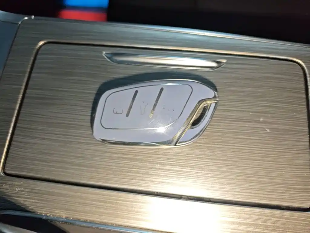 Roewe RX5 — миниатюра 9
