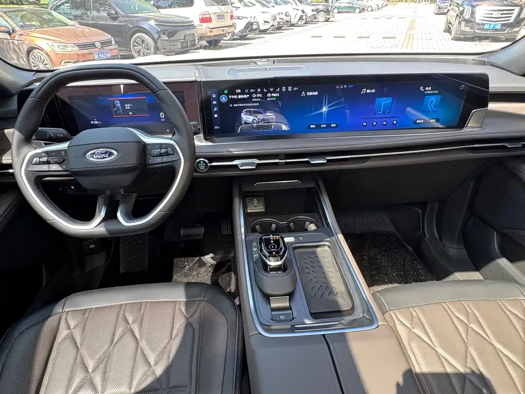 Ford Edge — миниатюра 14