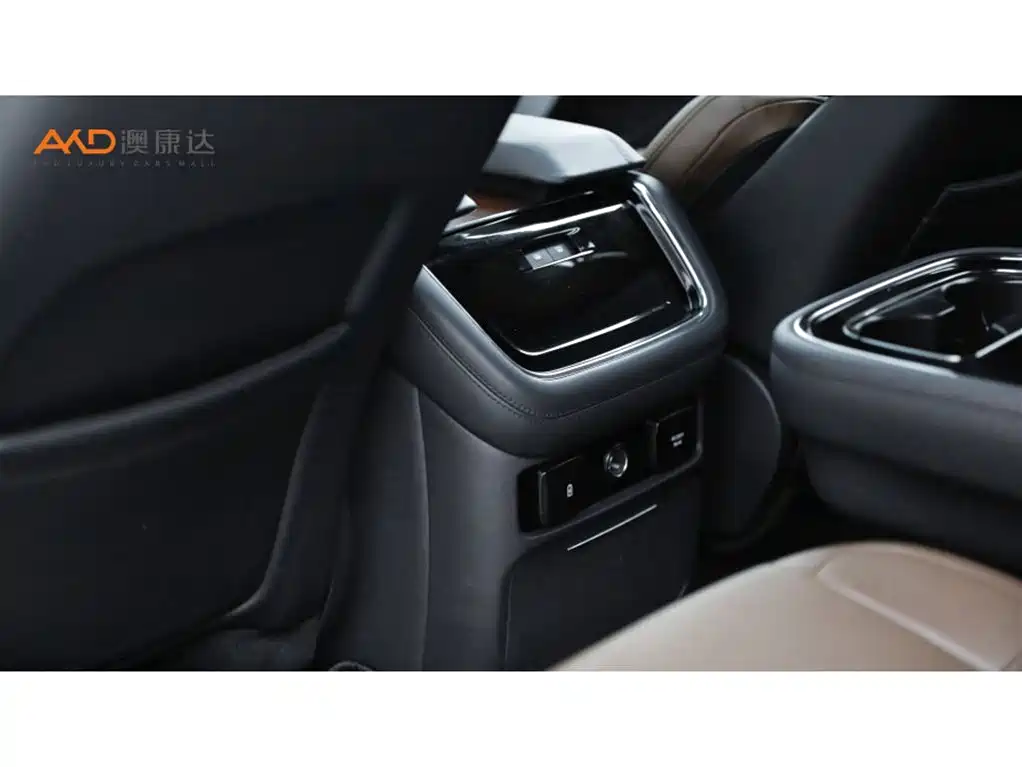 Lincoln Navigator — миниатюра 10
