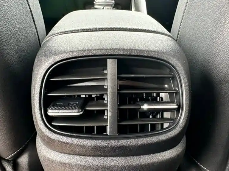 Hyundai Elantra — миниатюра 17