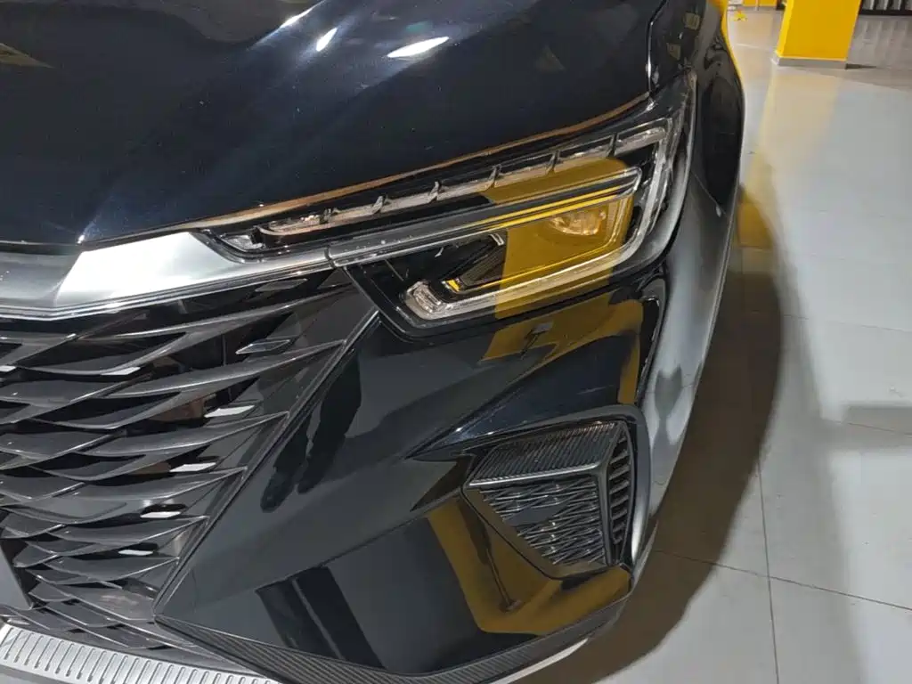 Roewe RX5 — миниатюра 24