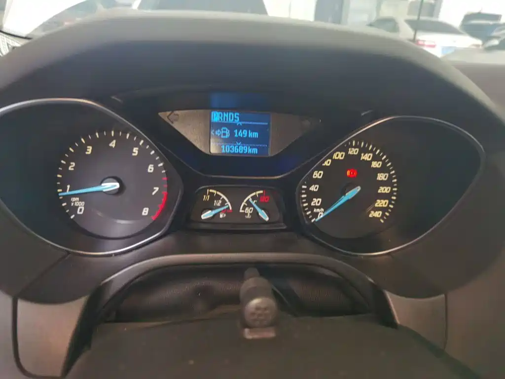 Ford Focus — миниатюра 12