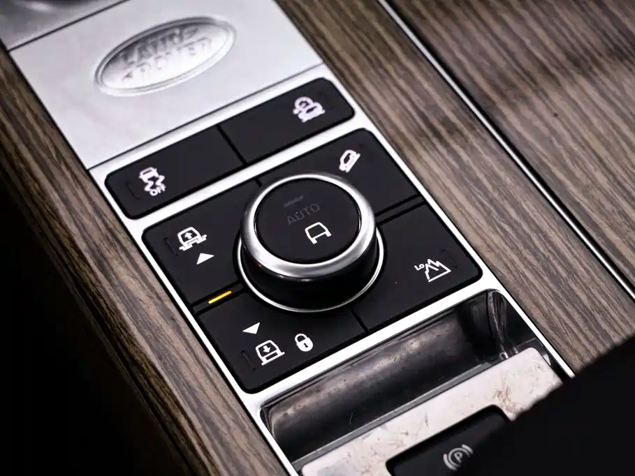Land Rover Range Rover — миниатюра 11