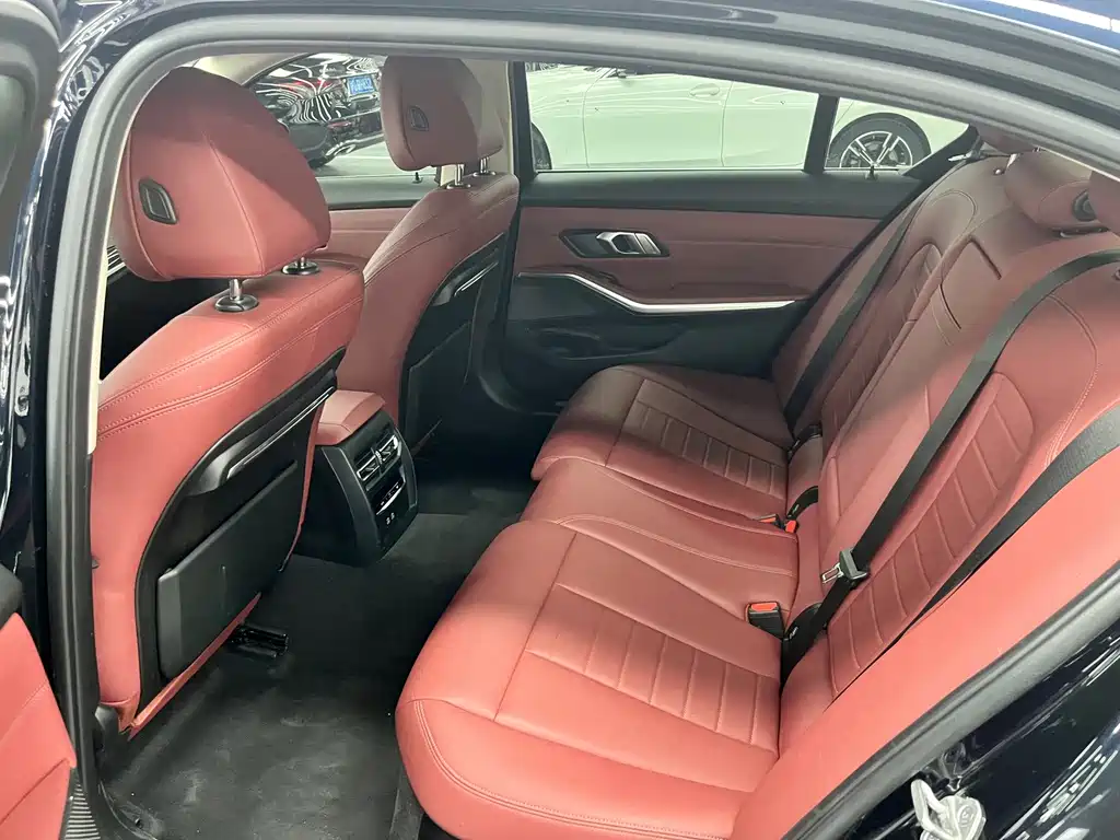 BMW 3 Series — миниатюра 6