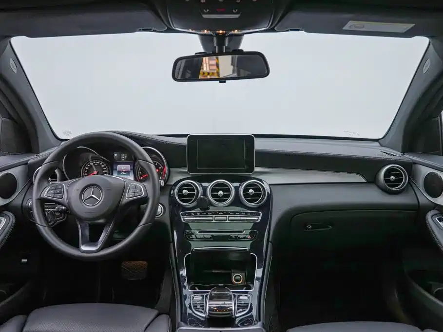 Mercedes-Benz GLC Coupe — миниатюра 9