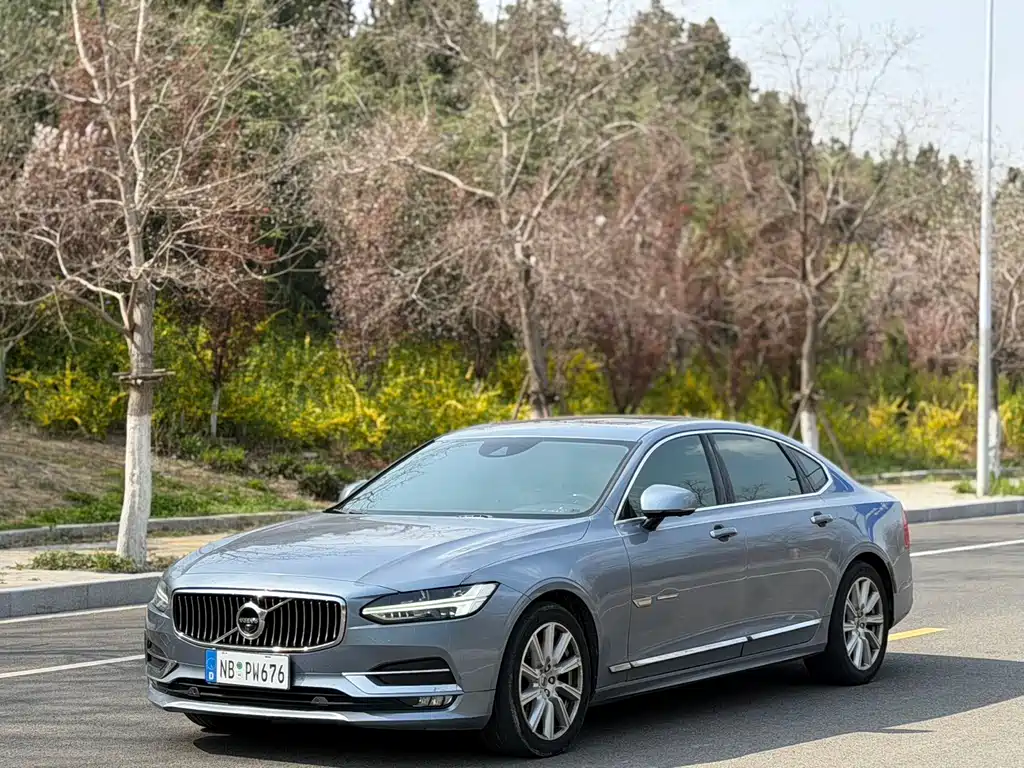 Volvo S90 2020