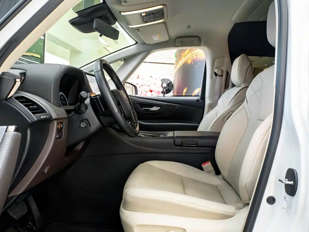 Toyota Vellfire — миниатюра 27
