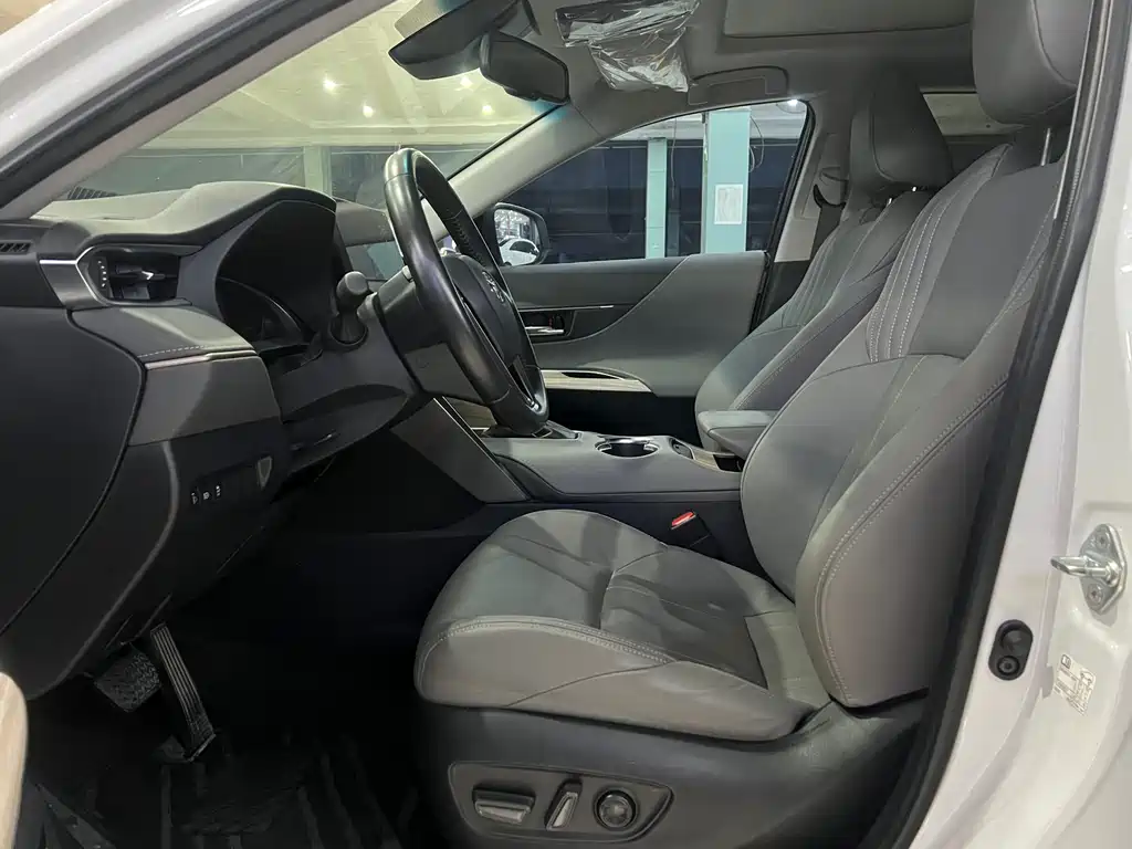 TOYOTA LING FANG HARRIER