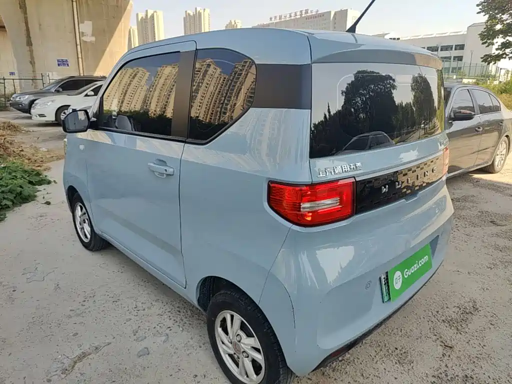 Wuling MINIEV — миниатюра 5