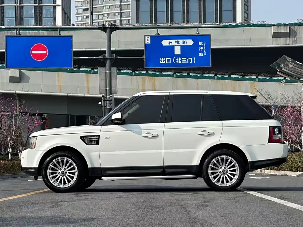 Land Rover Range Rover Sport 2013 3.0 TDV6