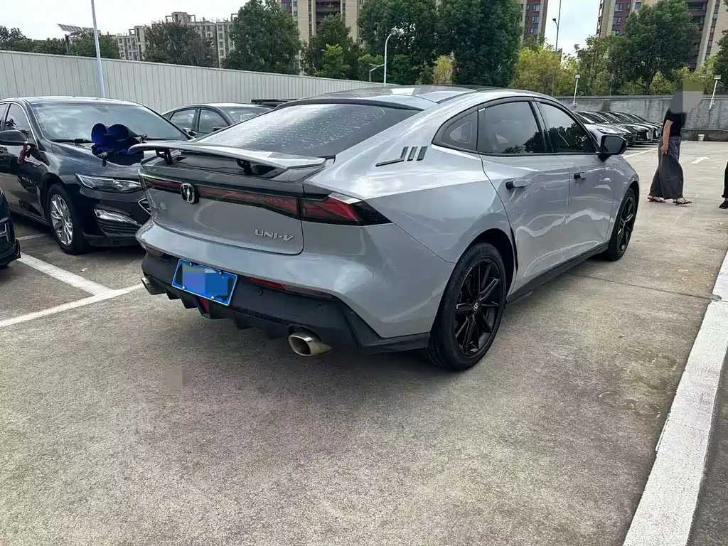 Changan UNI-V — миниатюра 13