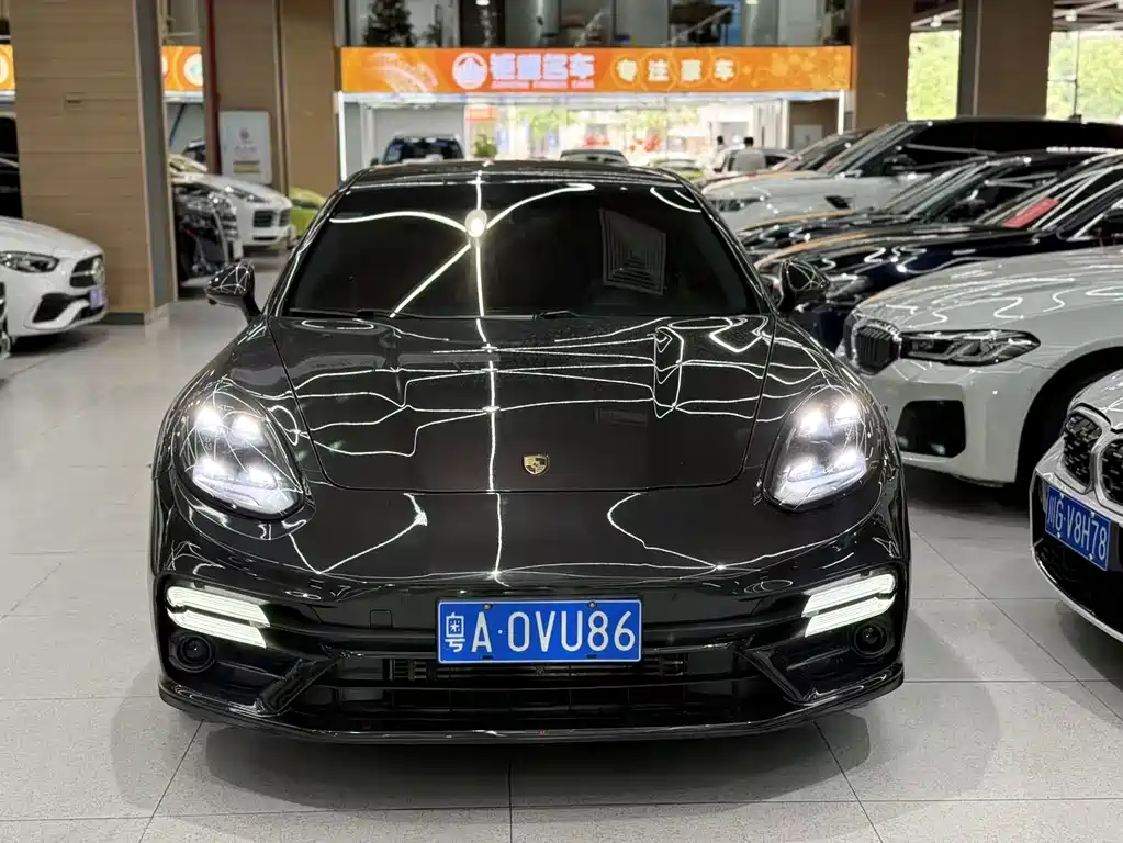 Porsche Panamera — миниатюра 2