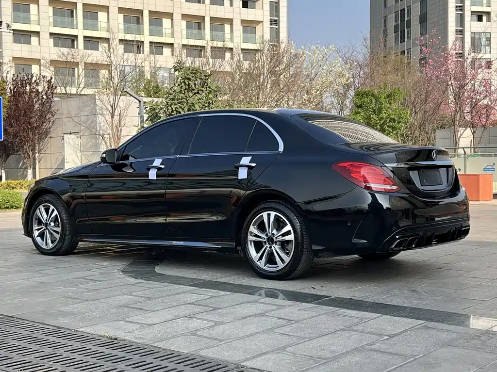 MERCEDES-BENZ C CLASS