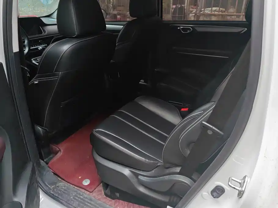 GAC Motor Trumpchi M6 — миниатюра 11