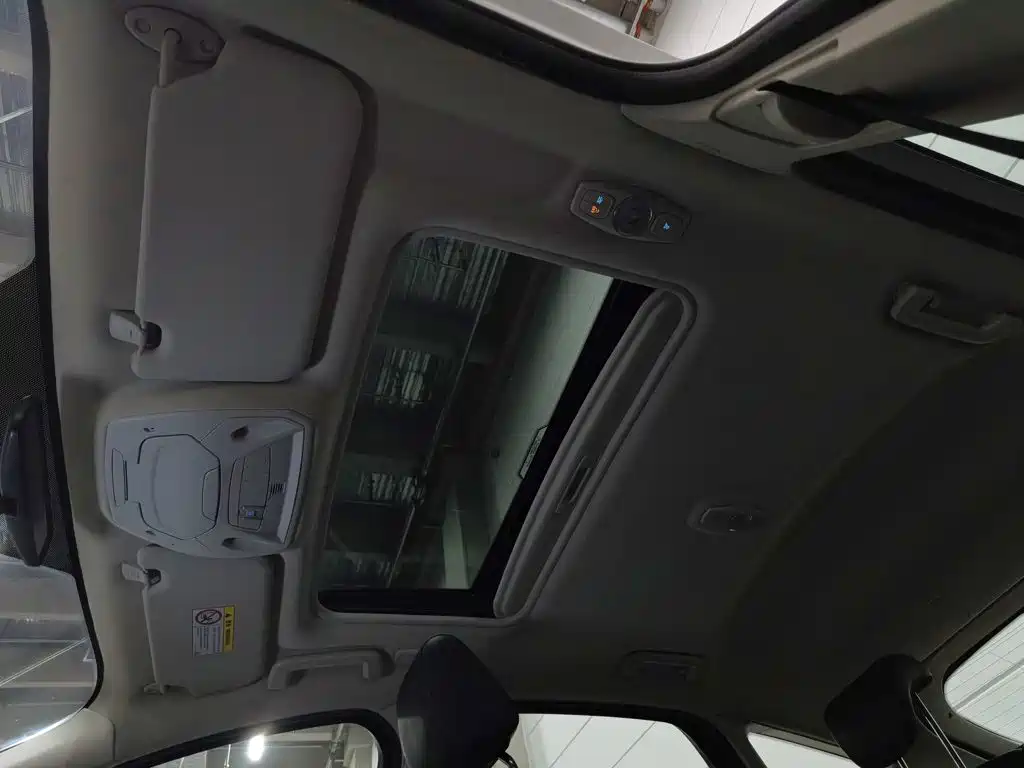 Ford Focus — миниатюра 14