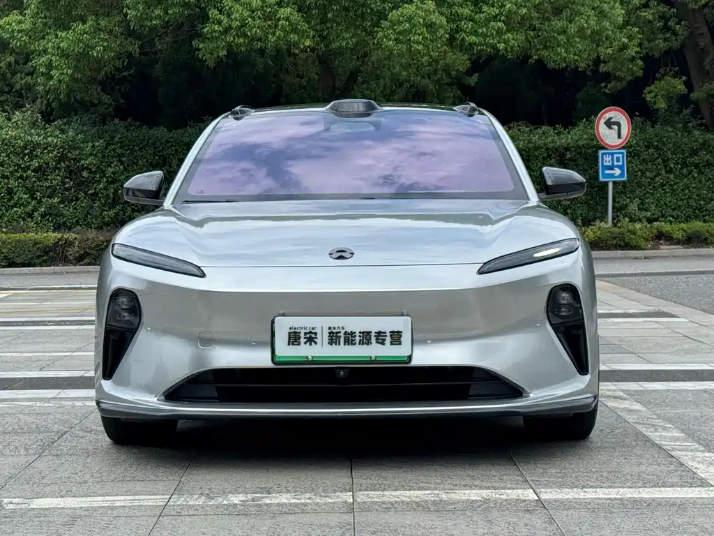 NIO ET5T — миниатюра 2
