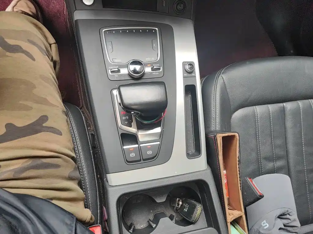 Audi Q5L — миниатюра 15
