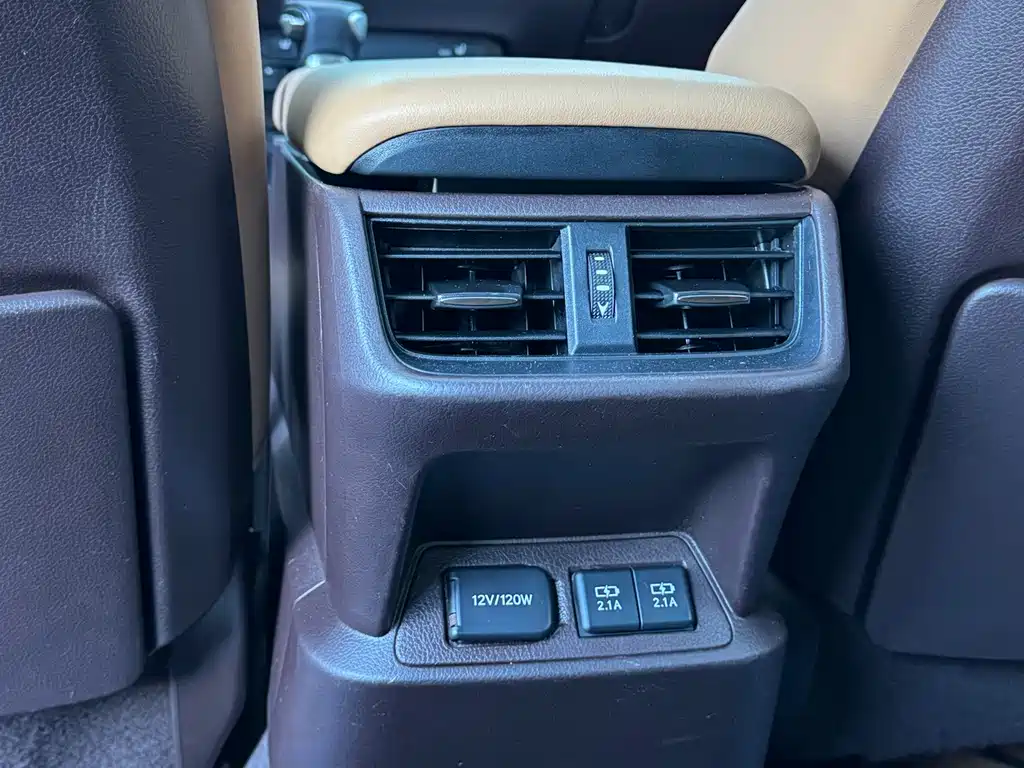 Lexus ES — миниатюра 17