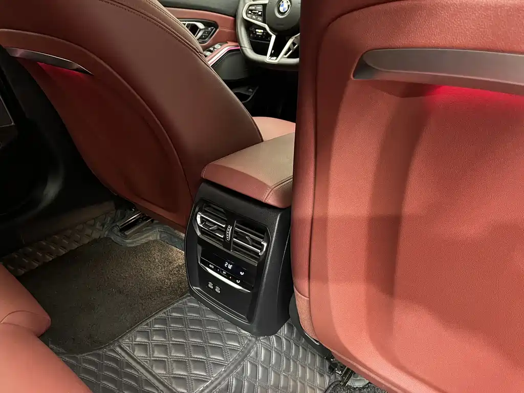 BMW 3 Series — миниатюра 23