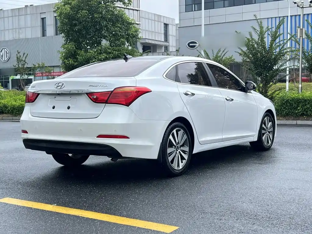 Hyundai Mistra — миниатюра 7