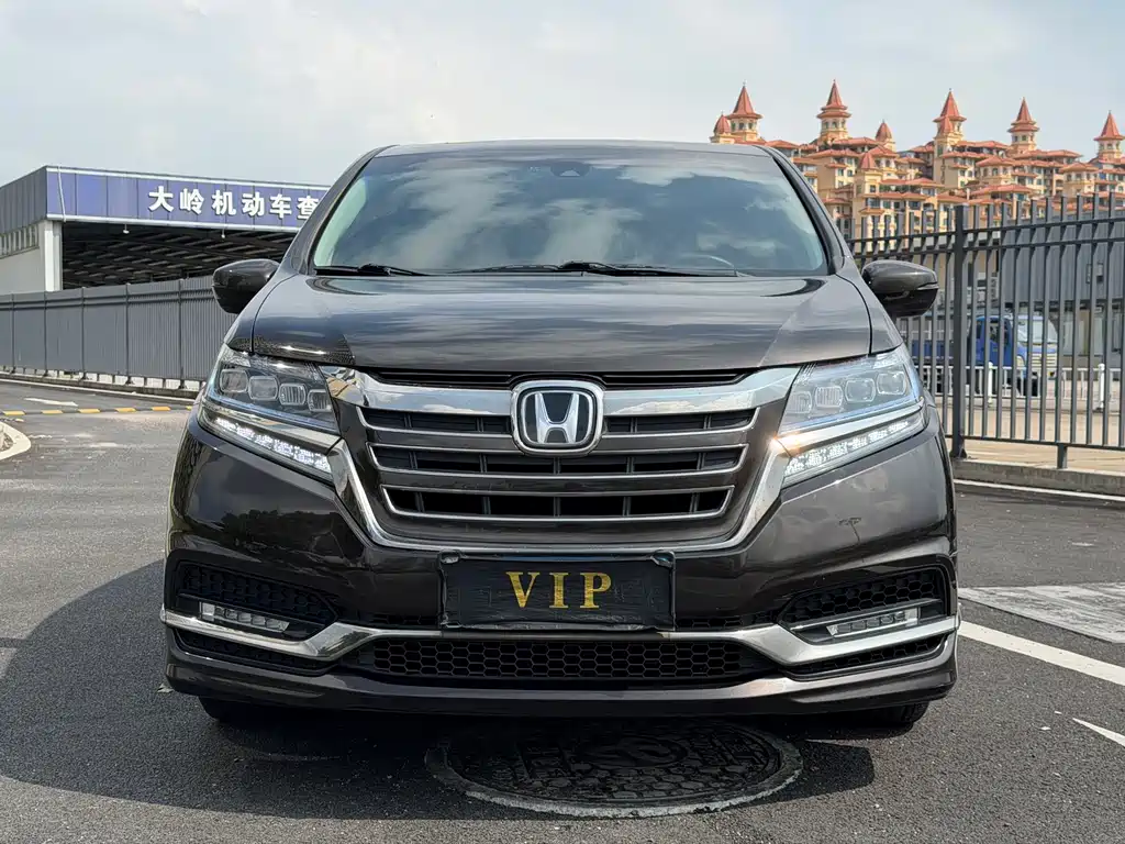 Honda Elysion — миниатюра 2