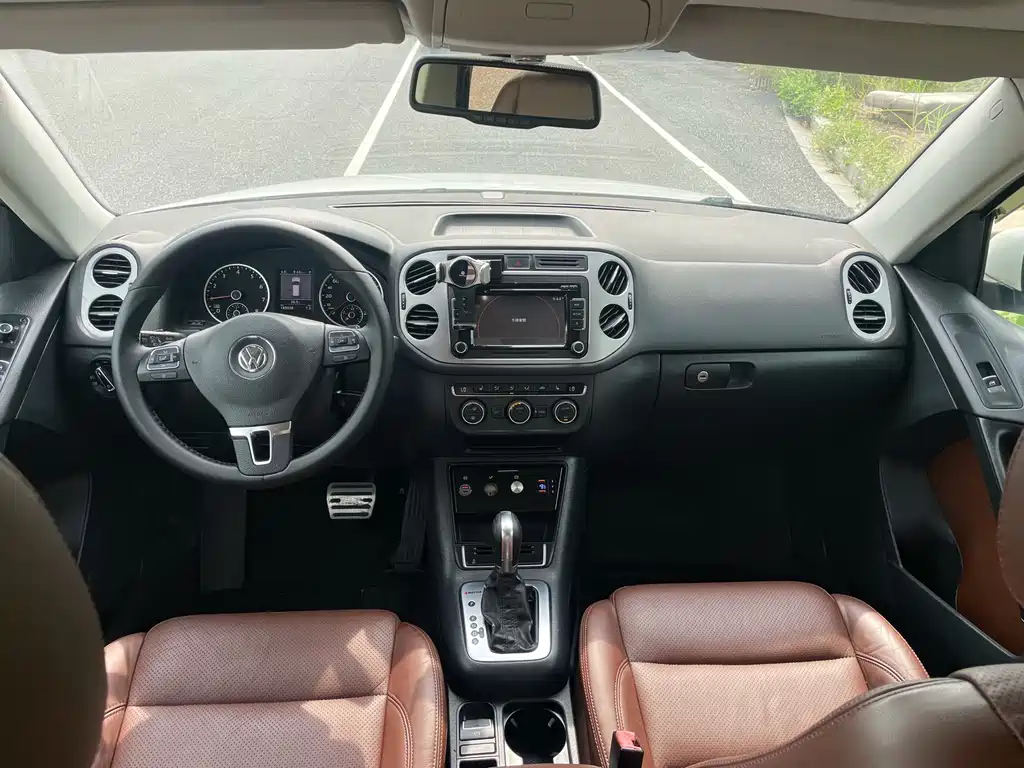 Volkswagen Tiguan — миниатюра 18