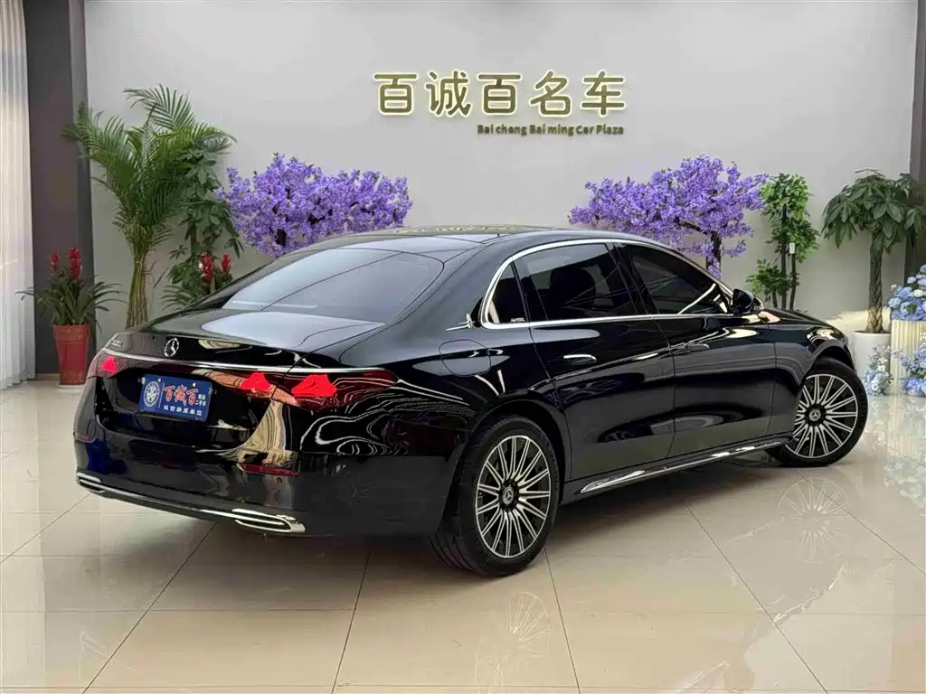 Mercedes-Benz E-Class E 2025 E 300 L Fashion