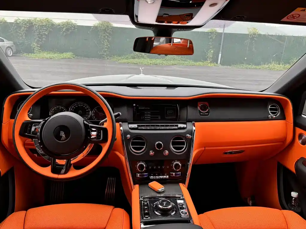 ROLLS-ROYCE CULLINAN