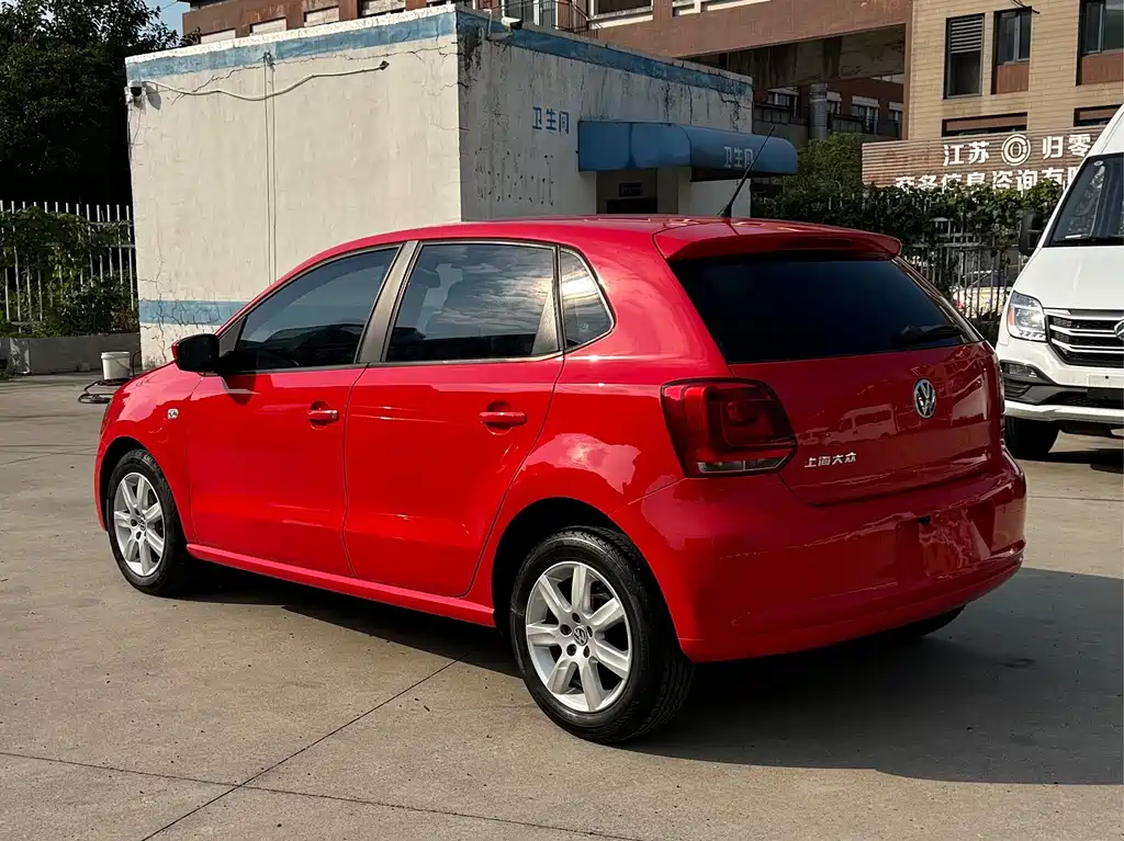 Volkswagen Polo — миниатюра 6