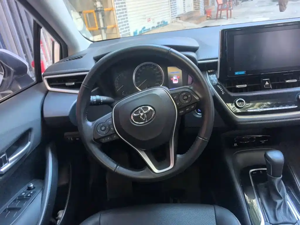 Toyota Corolla — миниатюра 6