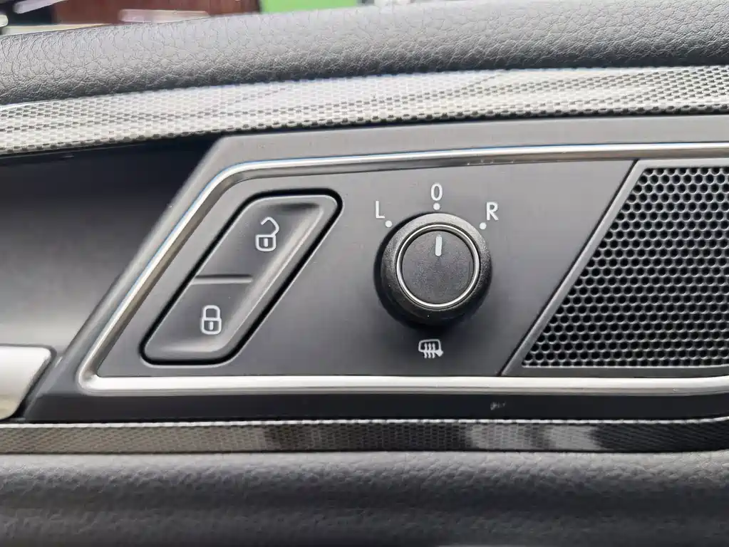Volkswagen Golf Sportsvan — миниатюра 15