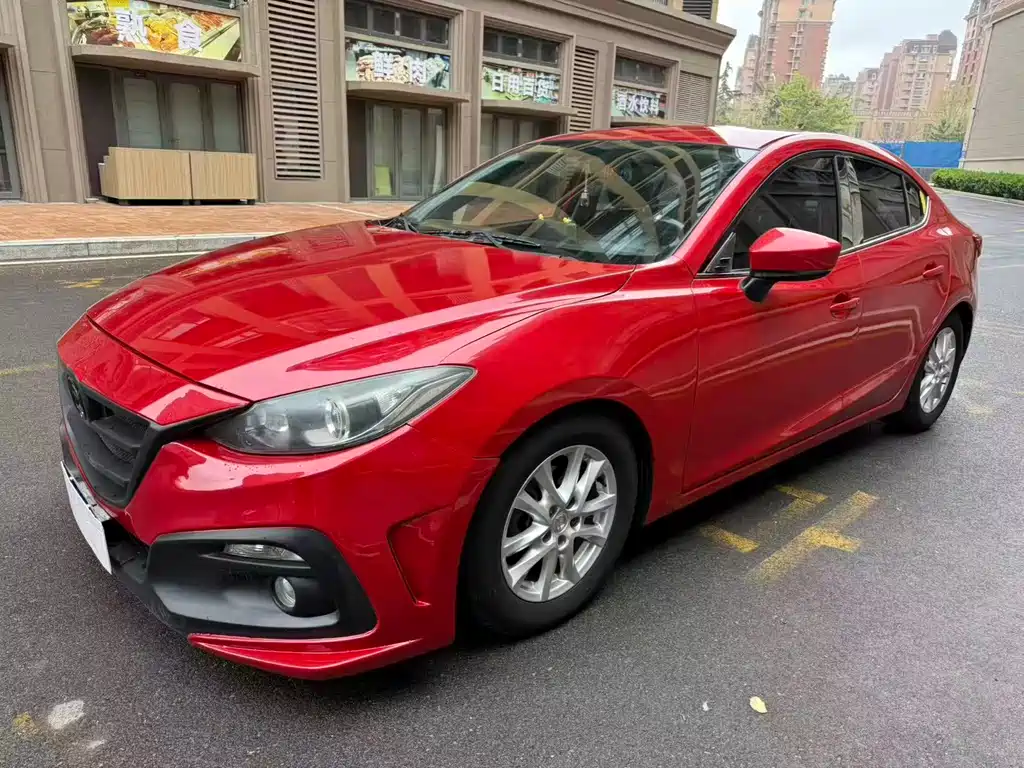 Mazda 3 Axela 2015