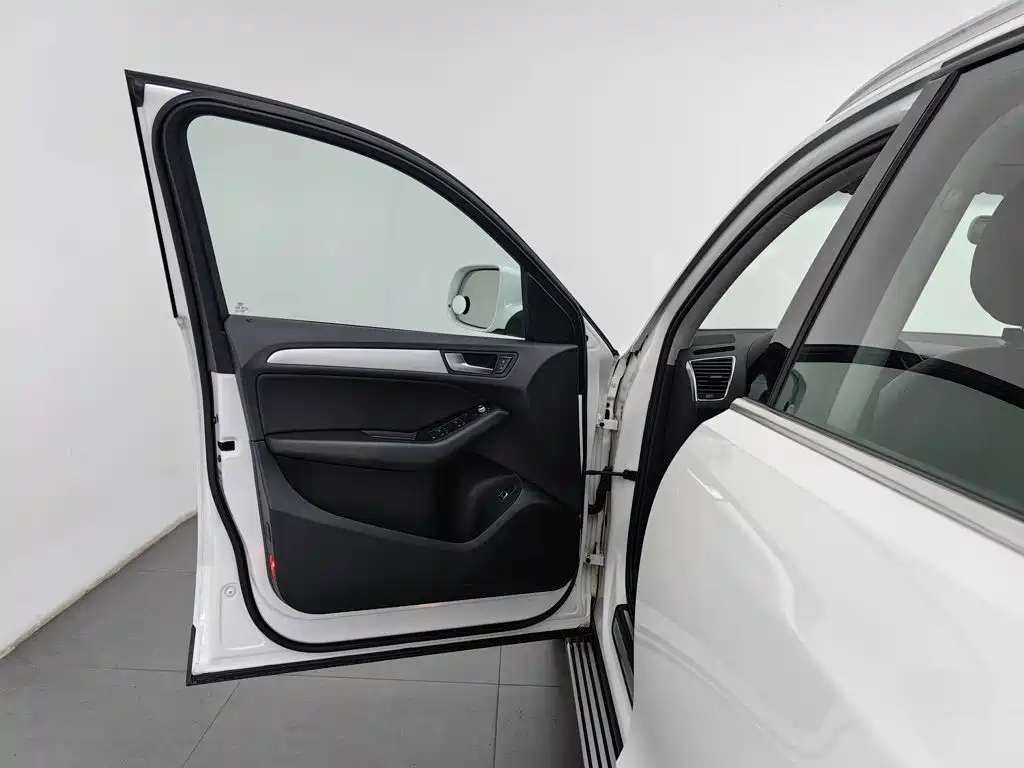 Audi Q5 — миниатюра 8